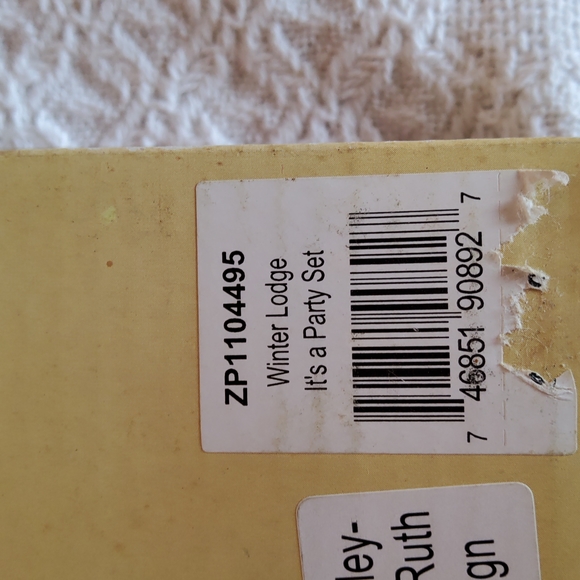 Winter Lodge it's a party gift set - Picture 6 of 6